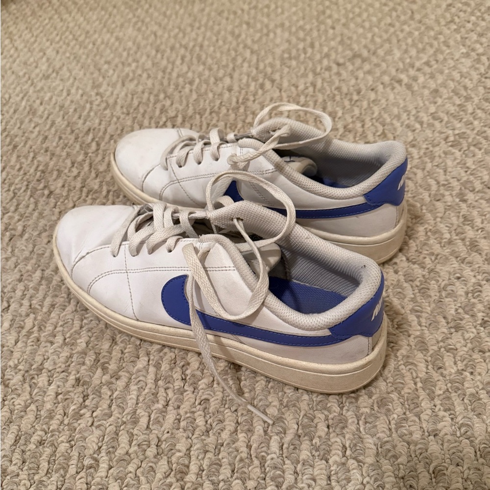 Nike White and Blue Women's Sneakers